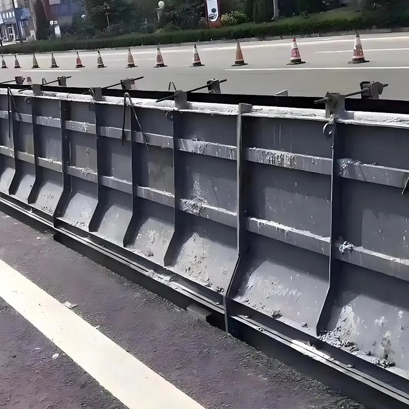 Suojakaiteen muotti